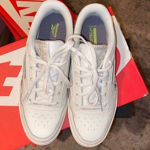 Reebok shoes size 8